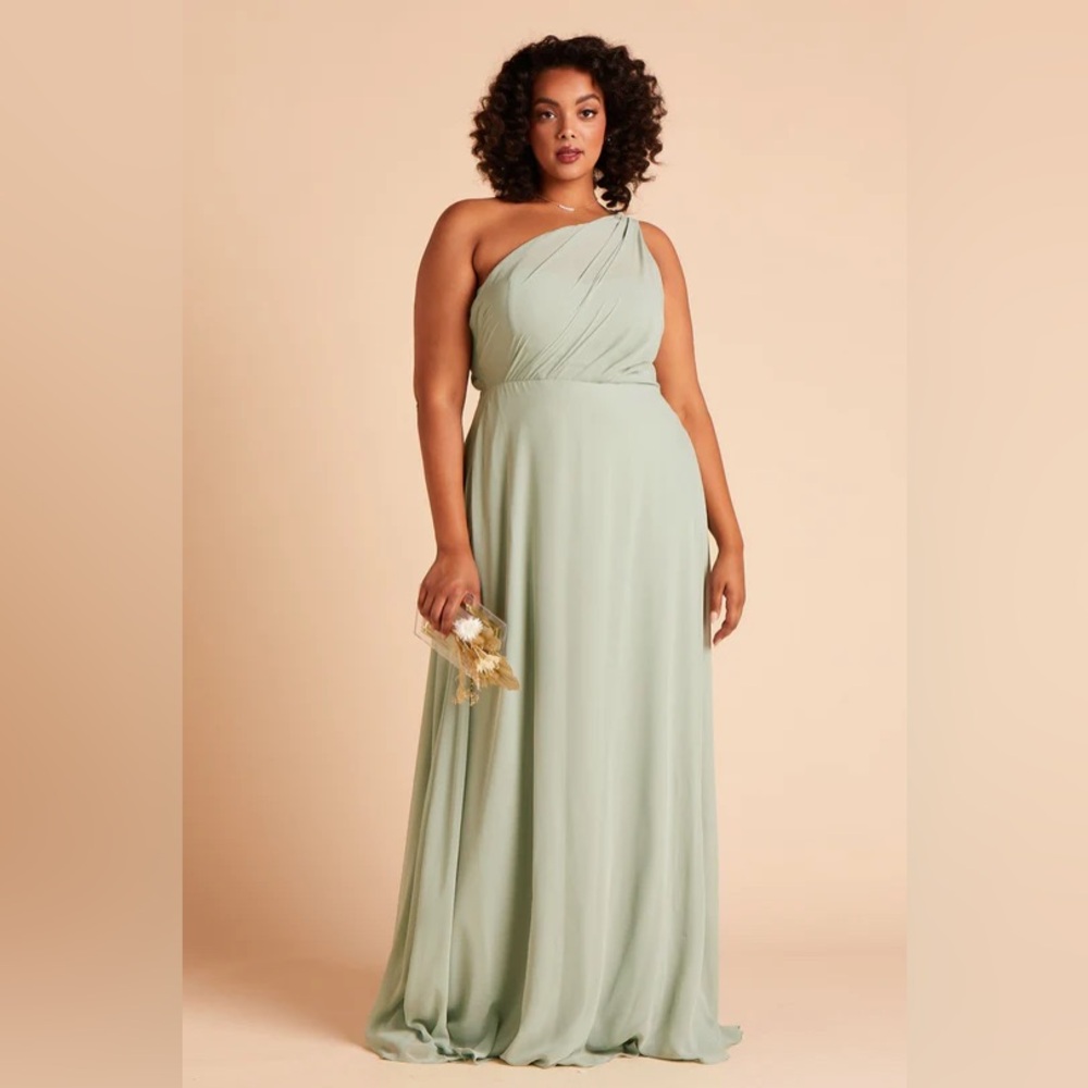 Birdy Grey | Sage Kira Curvy 3x bridesmaid dress